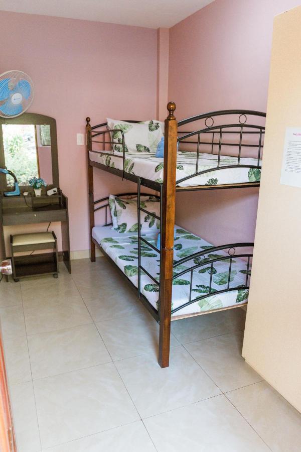 بنغلاو Backpackers Place In Seaviewhills Bohol المظهر الخارجي الصورة